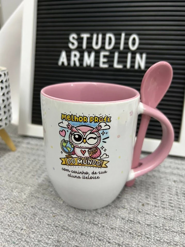 Caneca com Colher Rosa