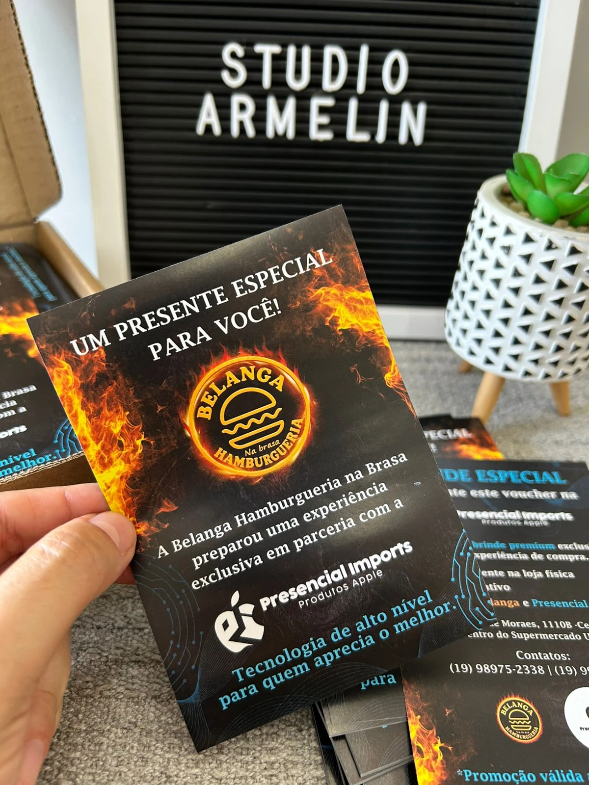 Panfleto Papel Couchê Brilho 10x14cm