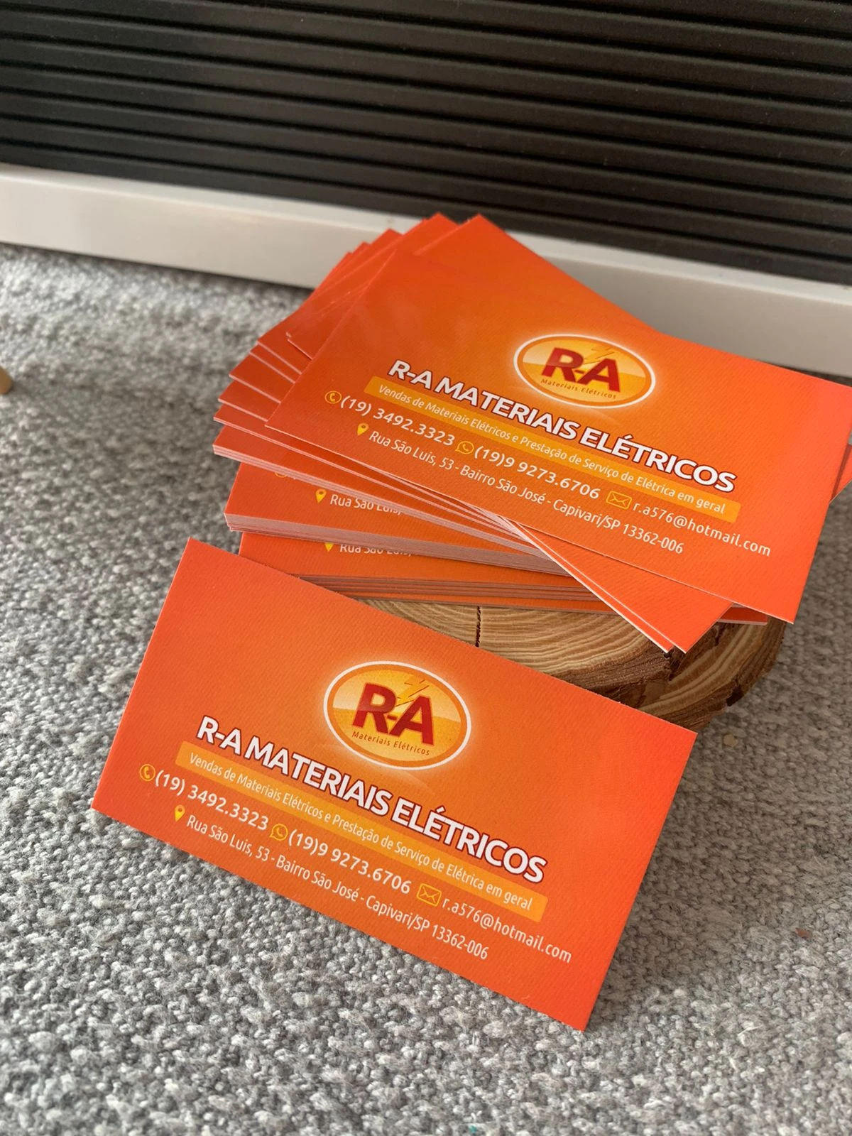 Cartão de Visita Verniz Total